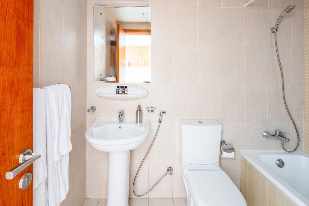 Frank Porter - Lakeside - thumb 2