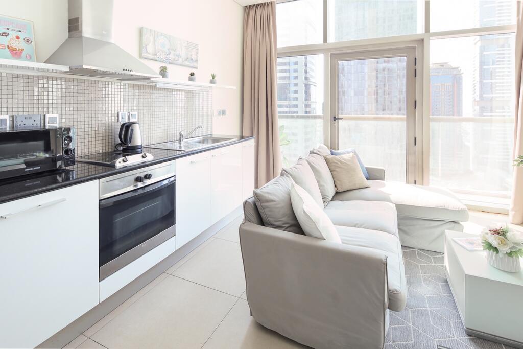 Frank Porter - Liberty House - thumb 1