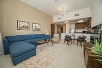 1 BR  Guest suite w/Pool Gym Balcony Accommodation Dubai