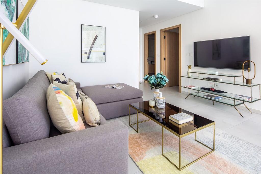 Frank Porter - Marquise Square - thumb 3