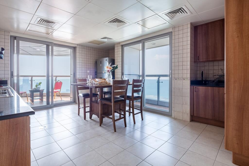 Frank Porter - Princess Tower - thumb 6