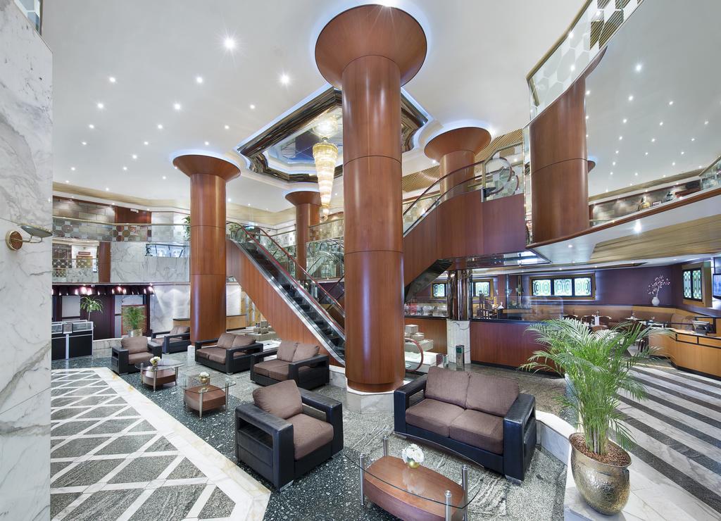 Admiral Plaza Hotel - thumb 1