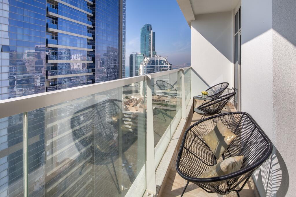 Frank Porter - Studio One - thumb 2