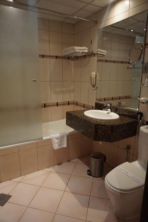 Golden Tulip Hotel Apartments - thumb 7