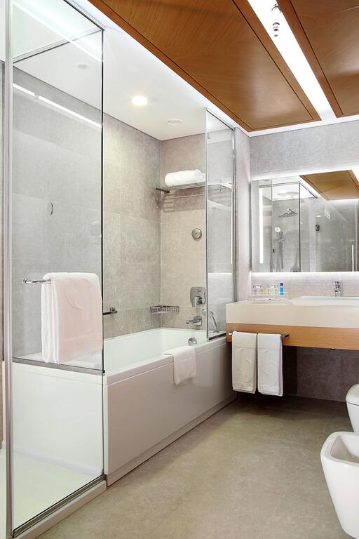 Grand Cosmopolitan Hotel - thumb 5