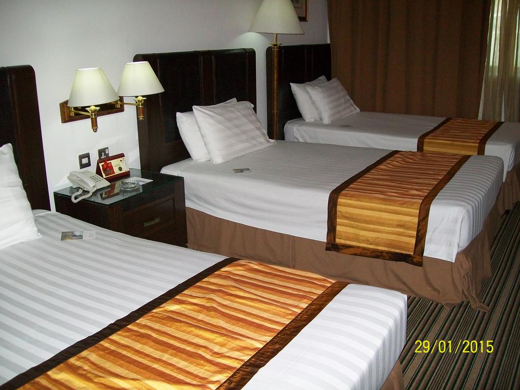 Grand Mayfair Hotel - thumb 2