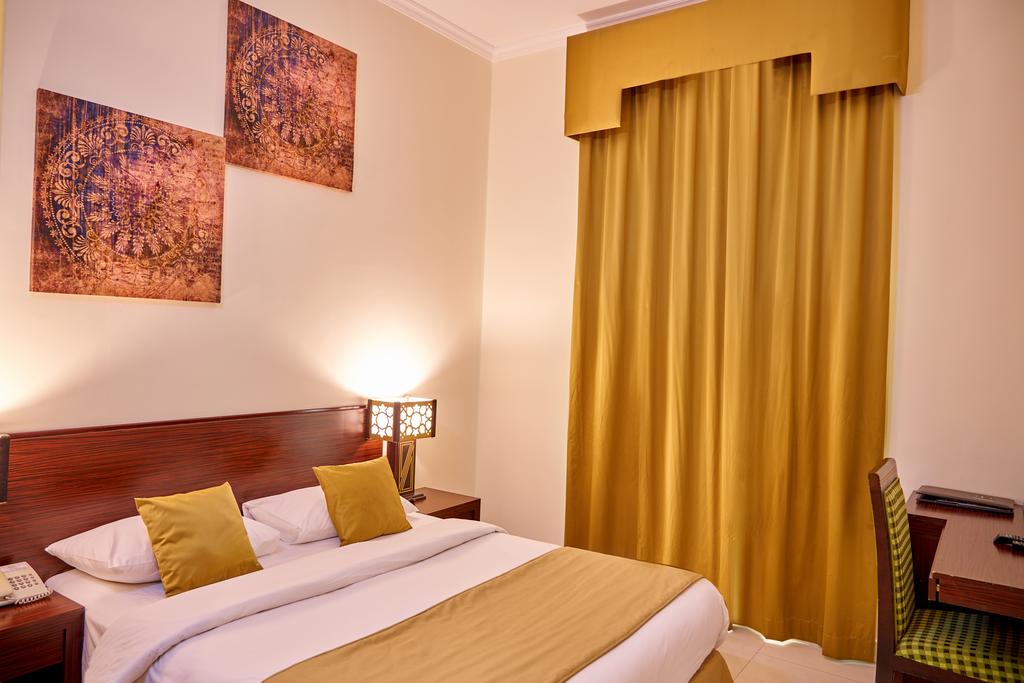 Grand Square Hotel - thumb 7