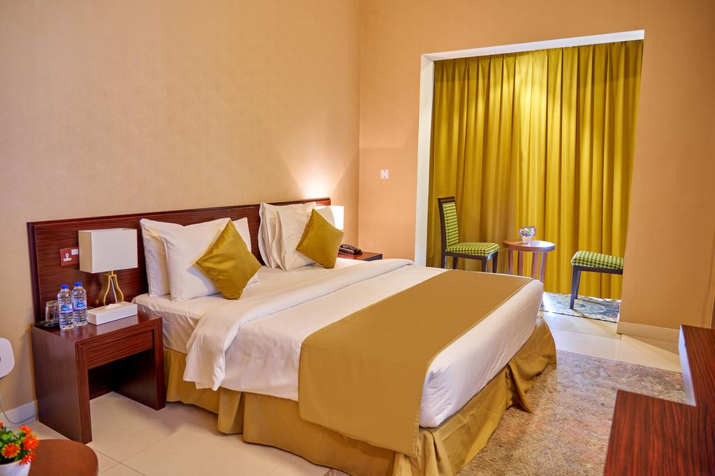 Grand Square Hotel - thumb 1