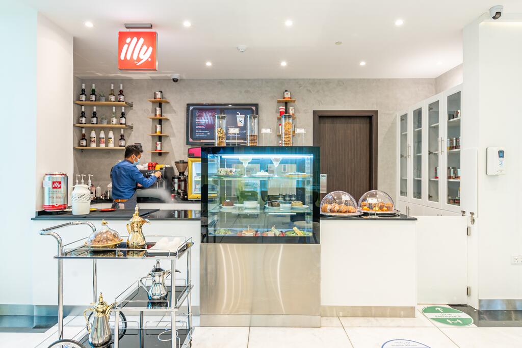 Gravity Hotel Abu Dhabi - thumb 1