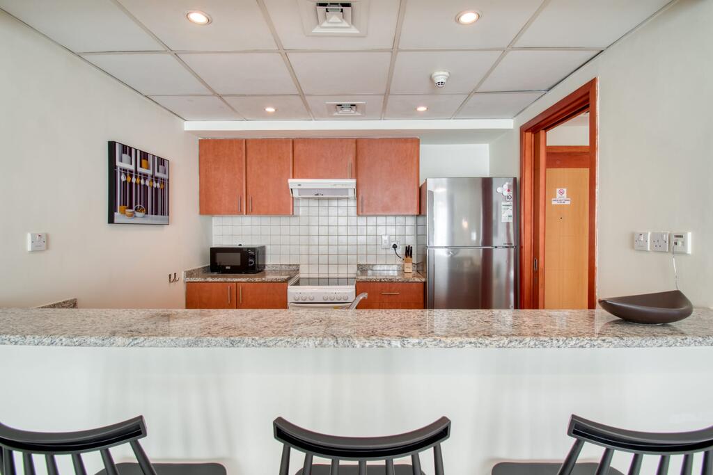 GuestReady - Chic Ensuite Flat - 10min From Palm Jumeirah - thumb 2