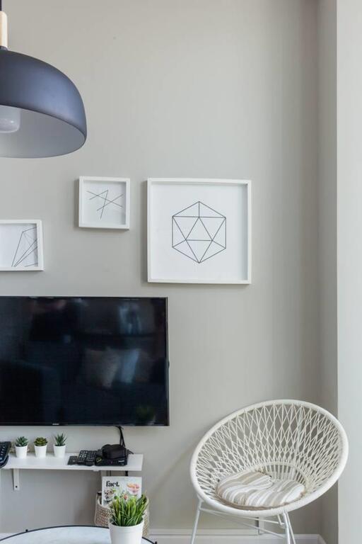 GuestReady - Comfy Trendy Apartment Steps Away From The Metro - thumb 3