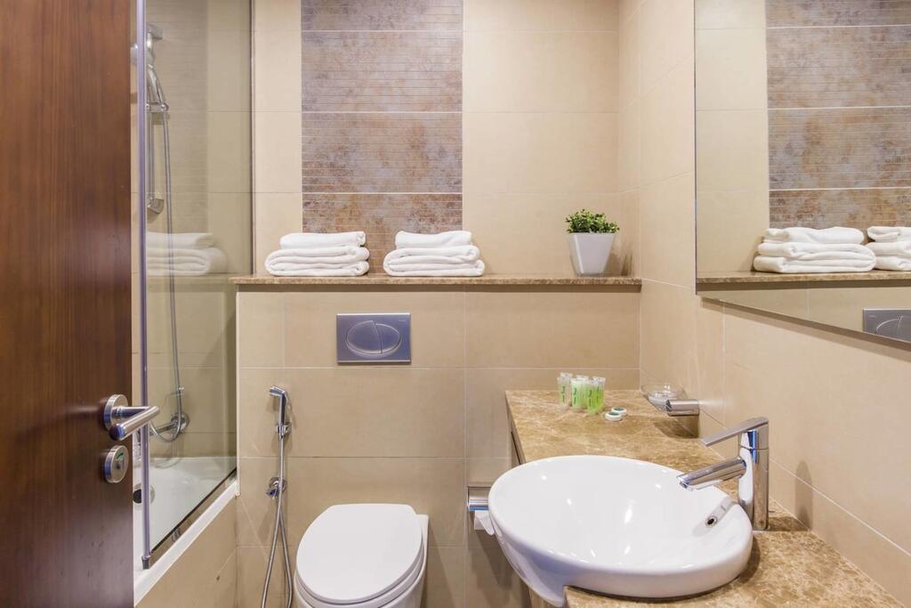 GuestReady - Comfy Trendy Apartment Steps Away From The Metro - thumb 2