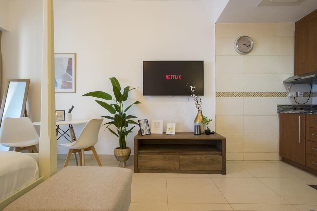 GuestReady - Elegant Apartment Close To JLT Metro! - thumb 1