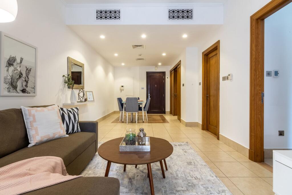 GuestReady - Newly Furnished Apartment In Old Town! - thumb 5