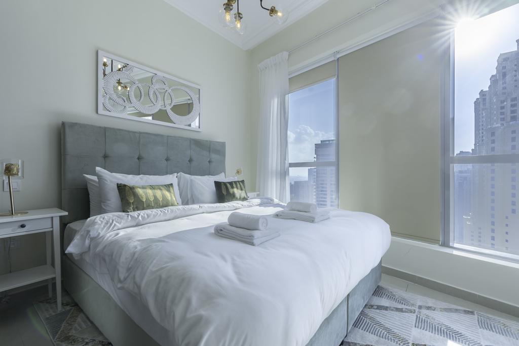 GuestReady - Newly Furnished Apt In A Truly Great Location! - thumb 2