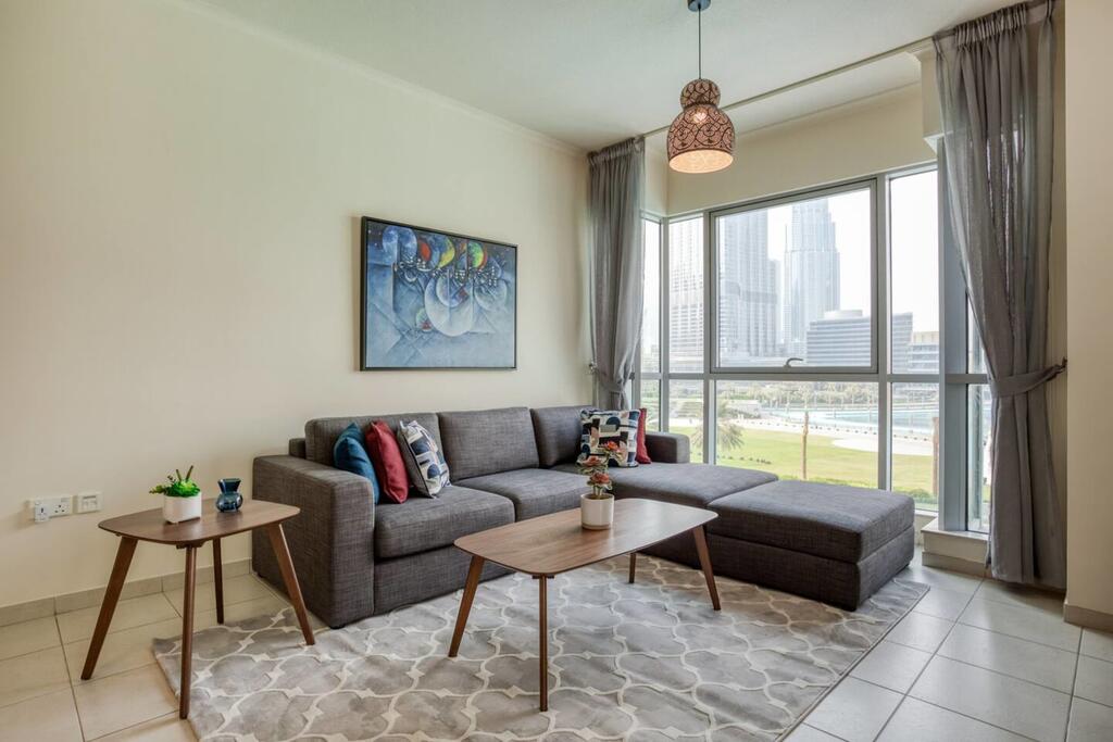 GuestReady - Premium Apt - Full Burj Khalifa & Fountain View! - thumb 1