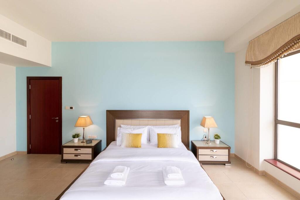 GuestReady - Sea And Marina View Mins Away From JBR Walk - thumb 6