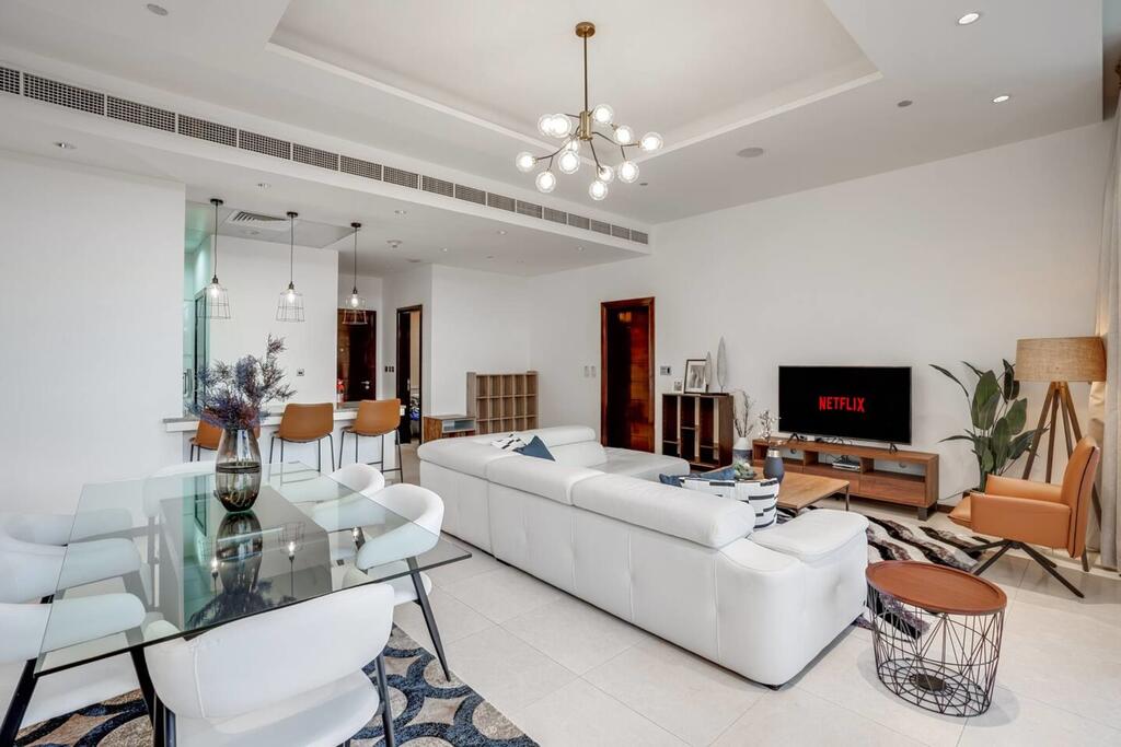 GuestReady - Stunning Apartment W Beach Access At The Palm! - thumb 2