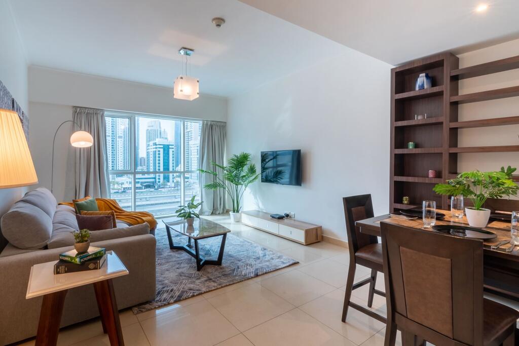 GuestReady - Stylish Apartment With Panoramic Views Of Dubai Skyline - thumb 7