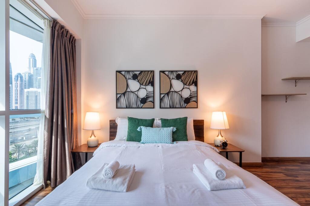 GuestReady - Stylish Apartment With Panoramic Views Of Dubai Skyline - thumb 2