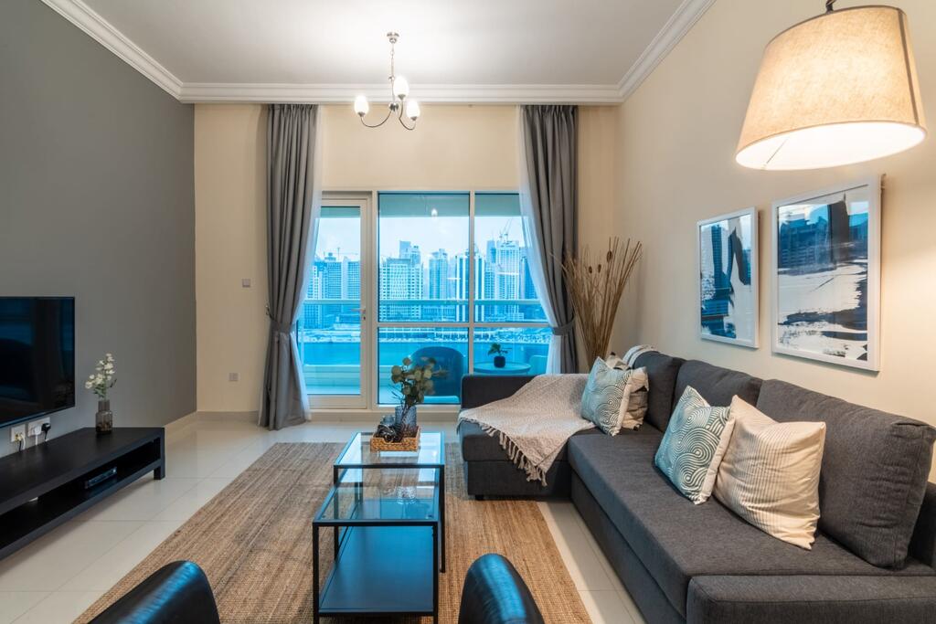 GuestReady - Superb Apartment With Exquisite Water Views - thumb 1