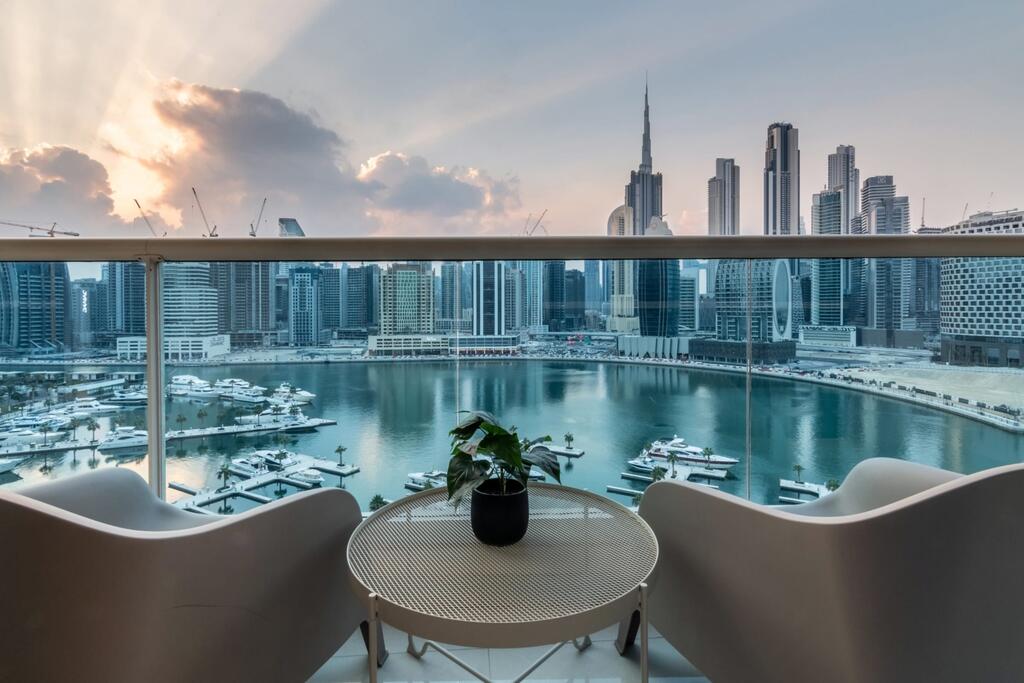 GuestReady - Superb Apartment With Exquisite Water Views - thumb 0