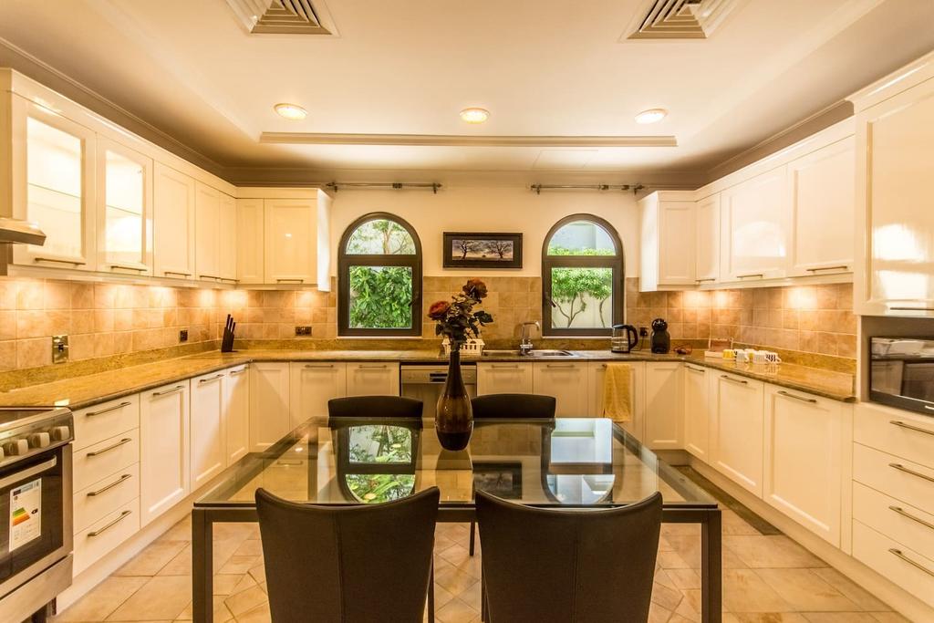 Heavenly Secluded Beach House Palm Jumeirah - thumb 7