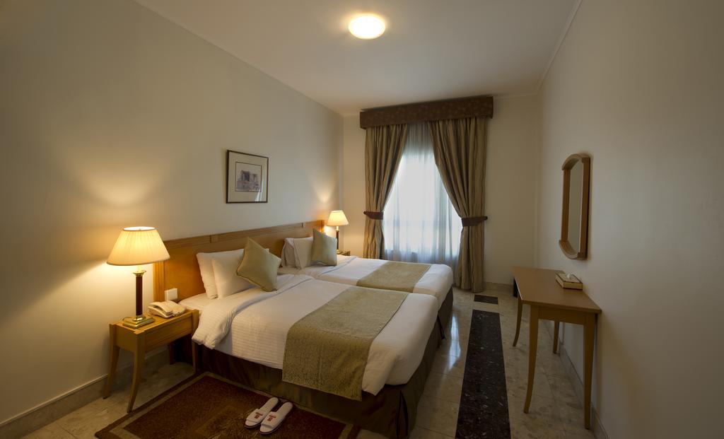 Al Bustan Centre & Residence - thumb 2