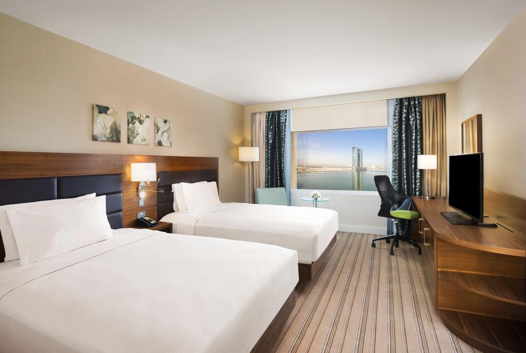 Hilton Garden Inn Ras Al Khaimah - thumb 1