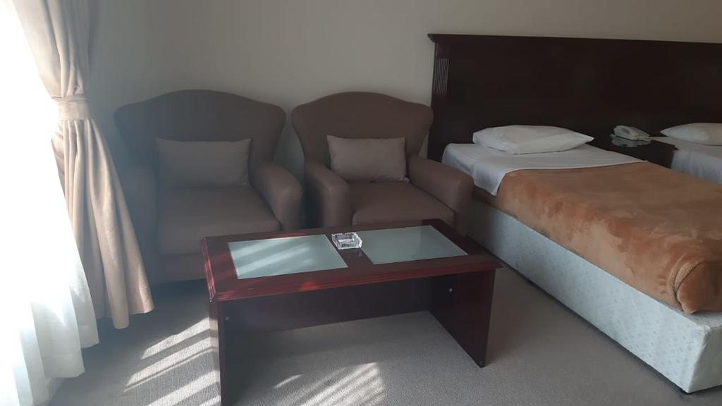 Al Bustan Hotel - thumb 1