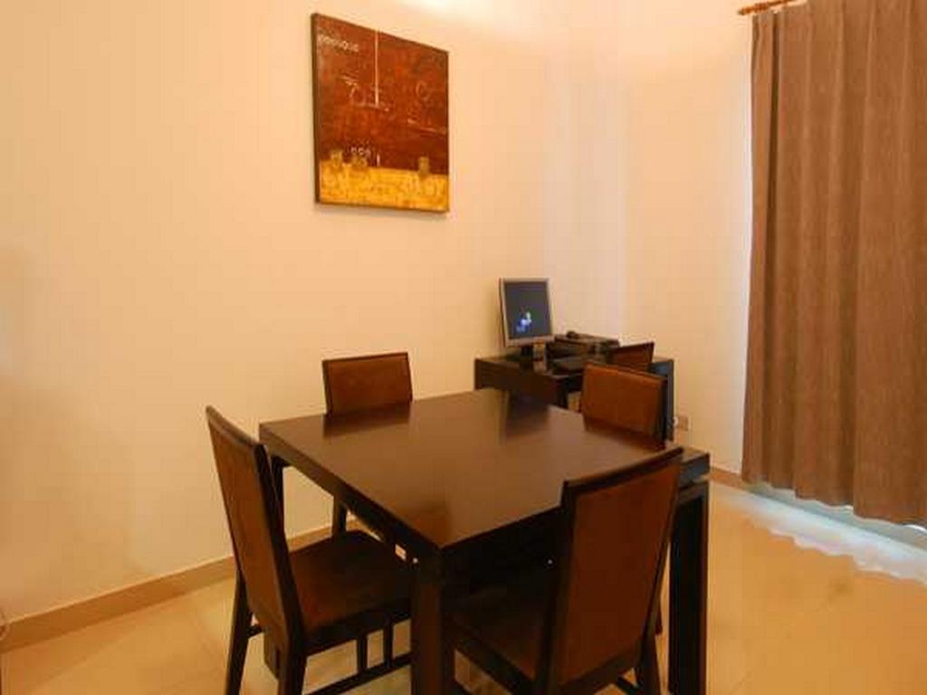 Hometown Apartments - Waterfront 1 Bedroom Apartment In Westside Marina - thumb 4