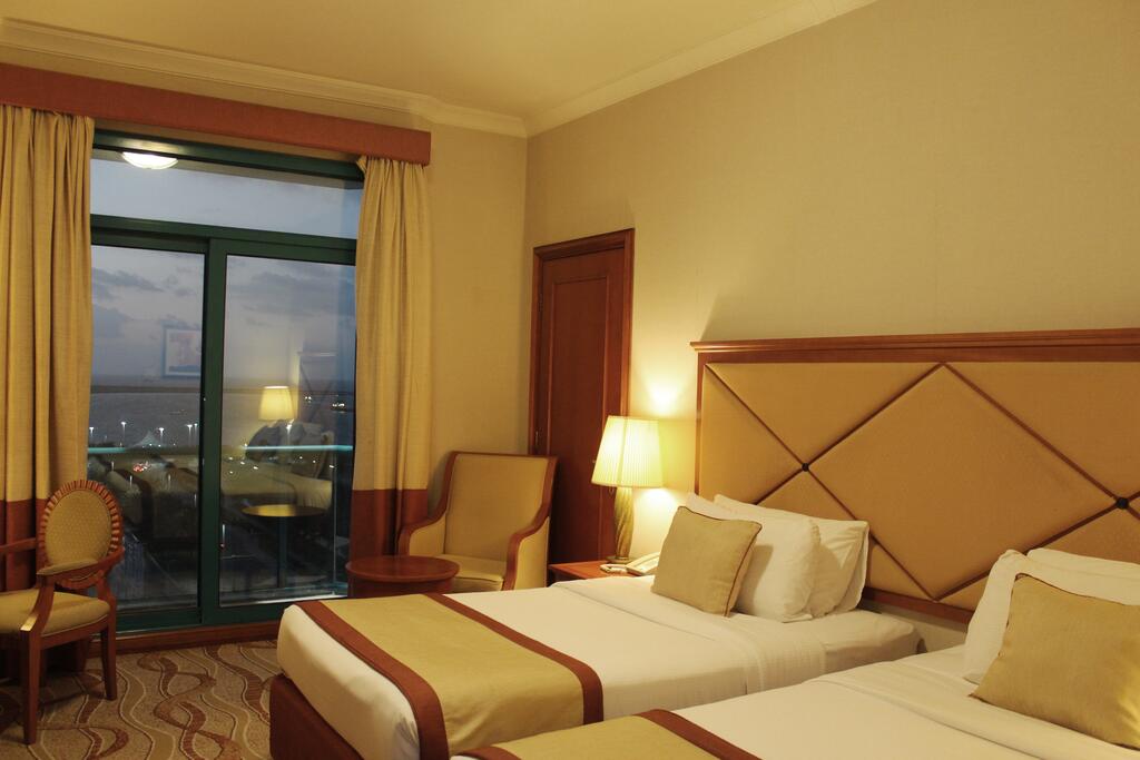 Al Diar Capital Hotel - thumb 5