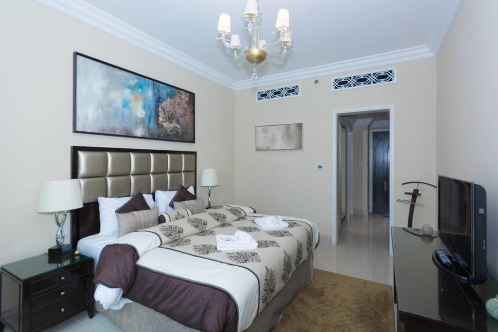 Incredible Stay At Dubai Old Town -Souk Al Bahar - thumb 2