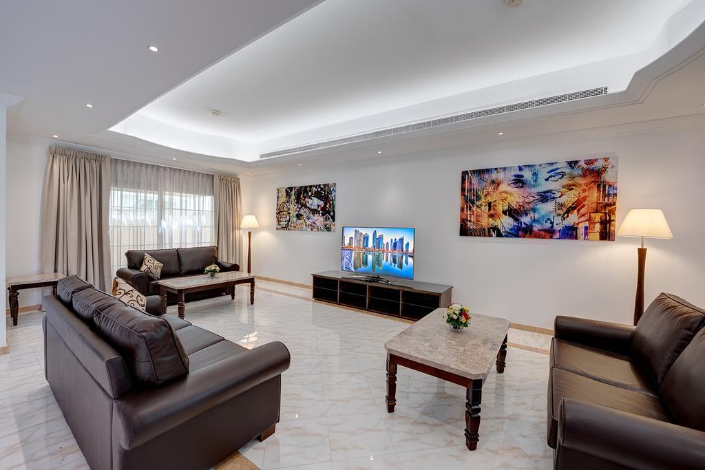J5 Four Bedroom Villa Holiday Home In Mirdif - thumb 0