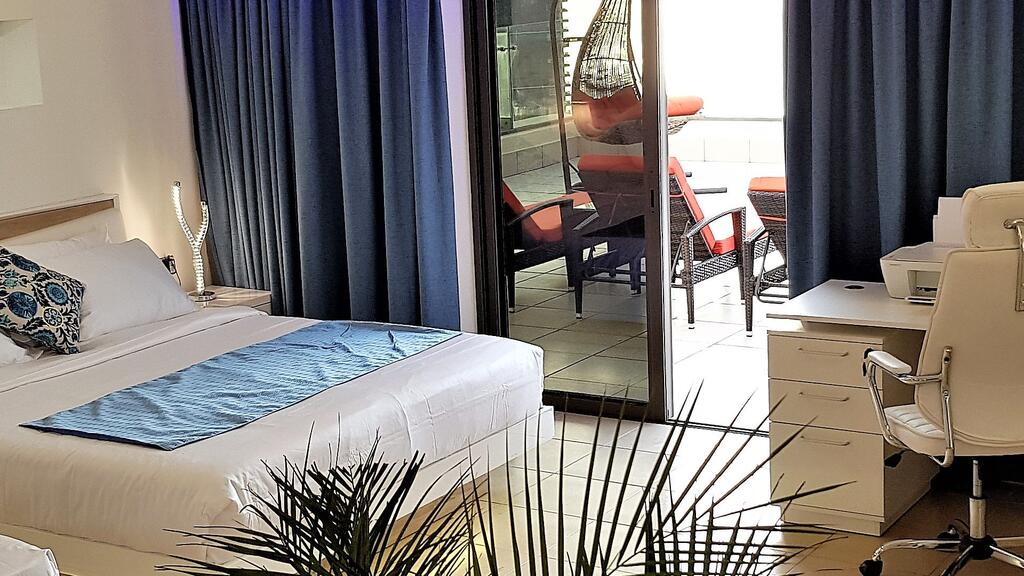 Jbr Penthouse With Terrace Pool - thumb 5