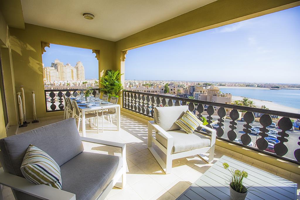 Al Hamra Marina Apartment With Lagoon View - thumb 3