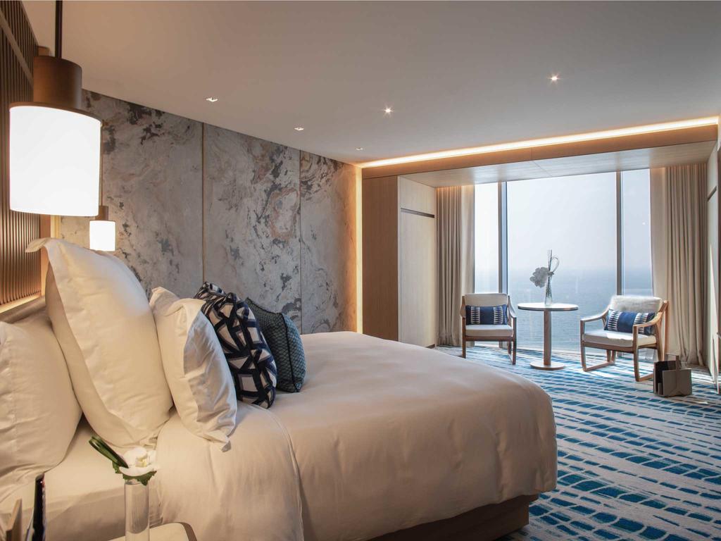 Jumeirah Beach Hotel - thumb 6
