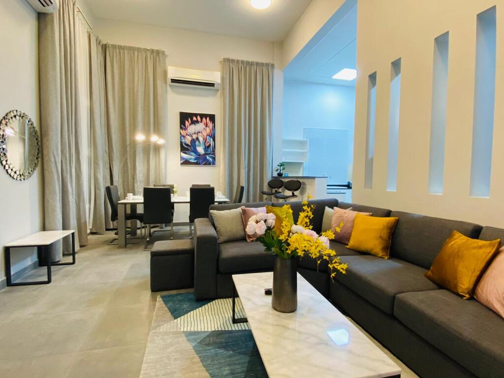 Kay Homes Private Villa With Pool - thumb 4