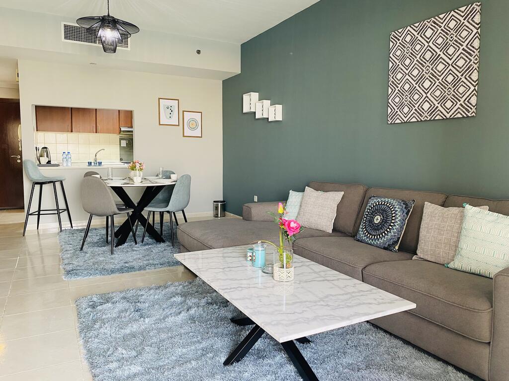 Kay Homes Sea View Apartment - thumb 6