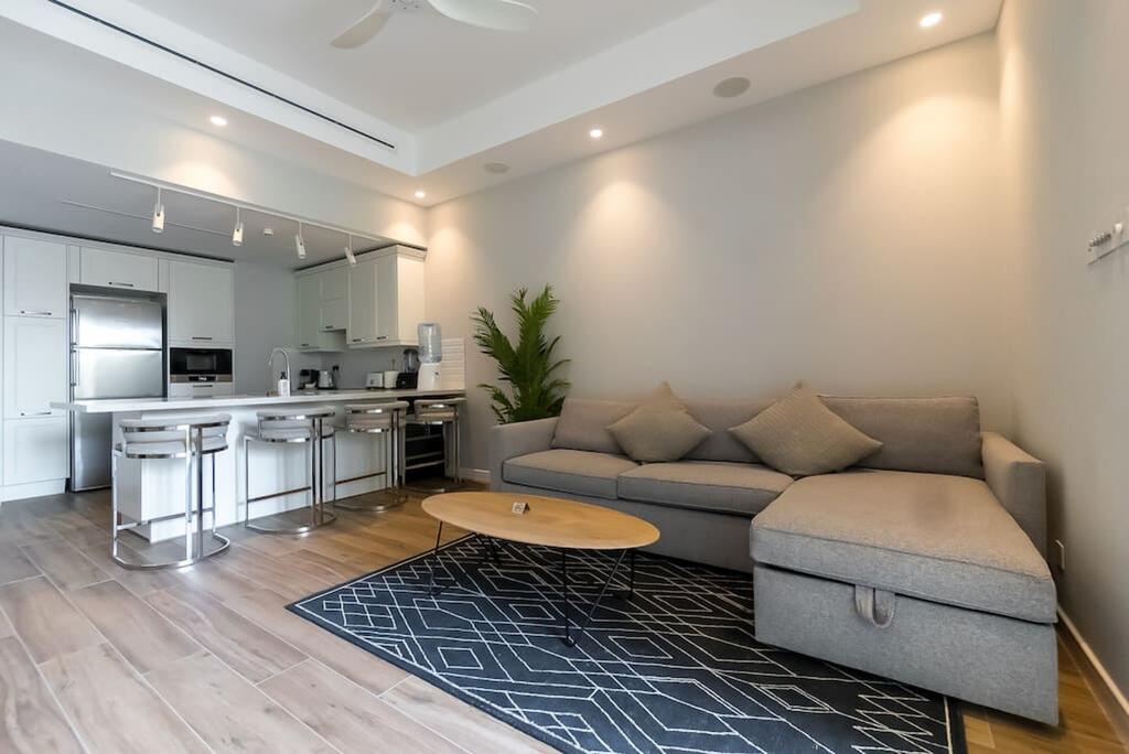 Key View - Azure Residences - thumb 0