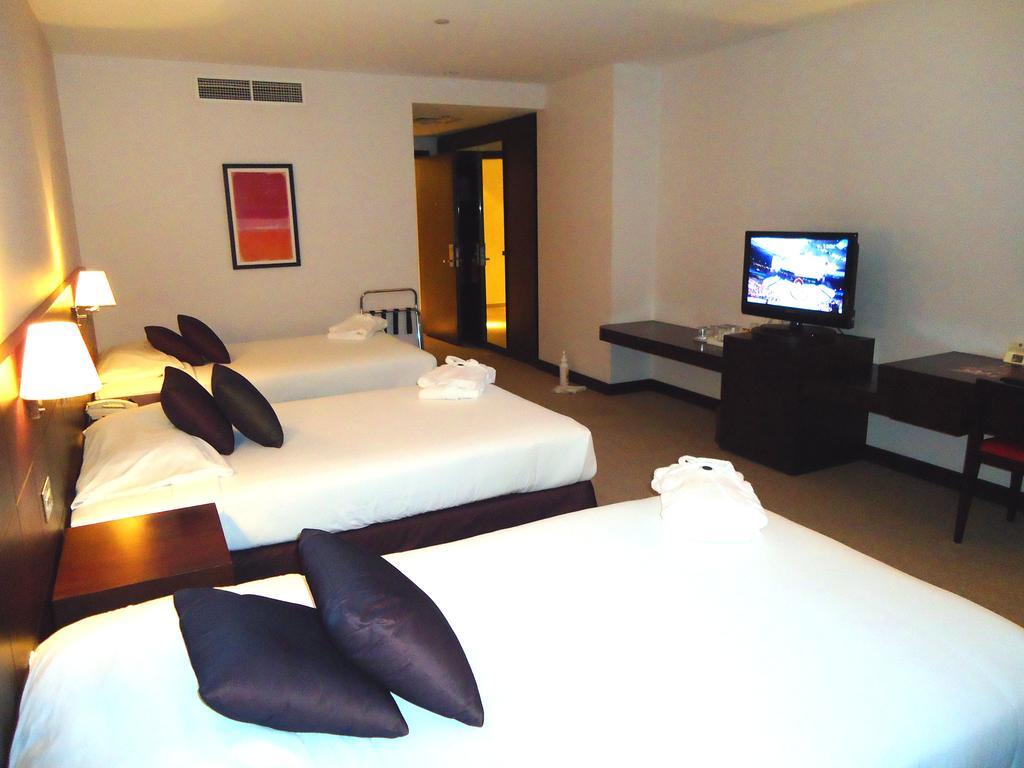 Al Jazira Club Hotel - thumb 1