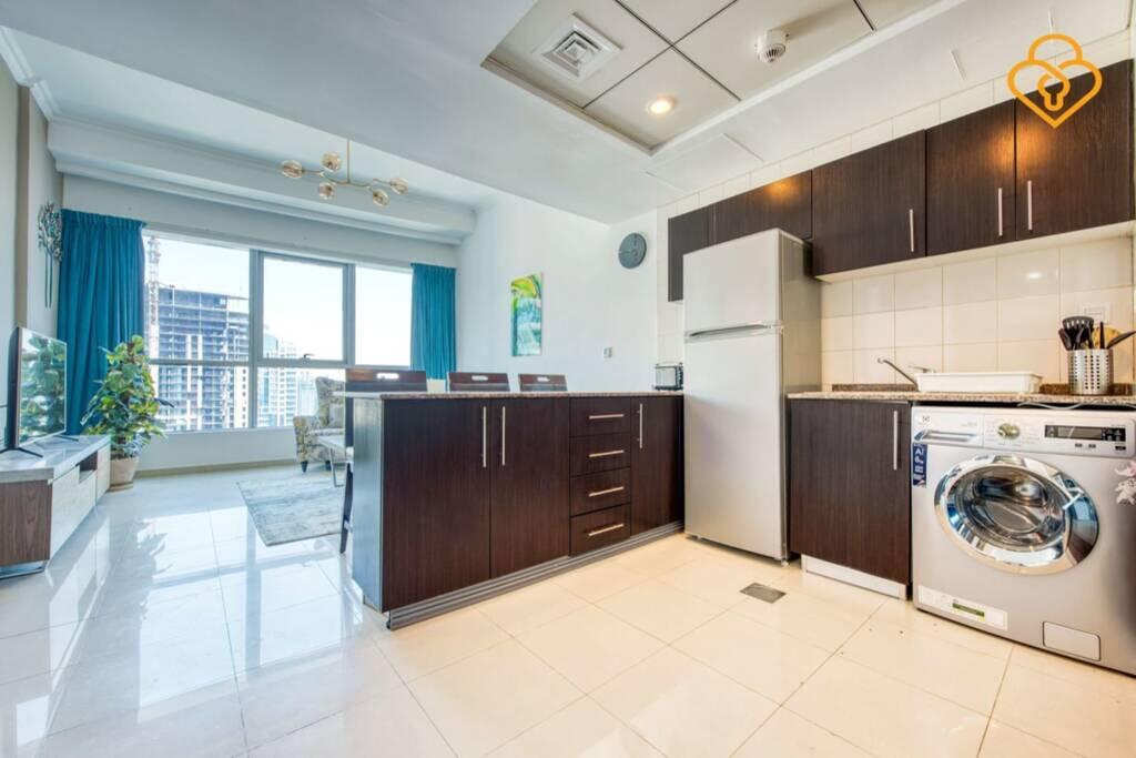 Keysplease Bay Central 1 B/R Apt Marina View, Dubai Marina - thumb 1