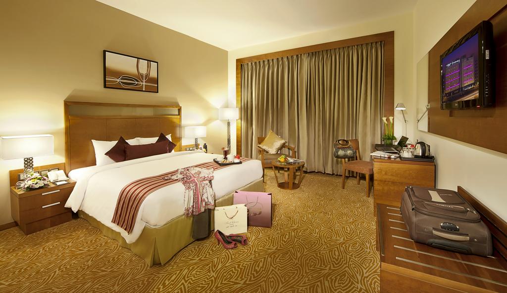 Landmark Grand Hotel - thumb 1