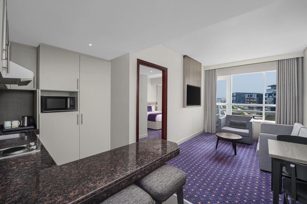 Leva Hotel And Suites, Mazaya Centre - thumb 0