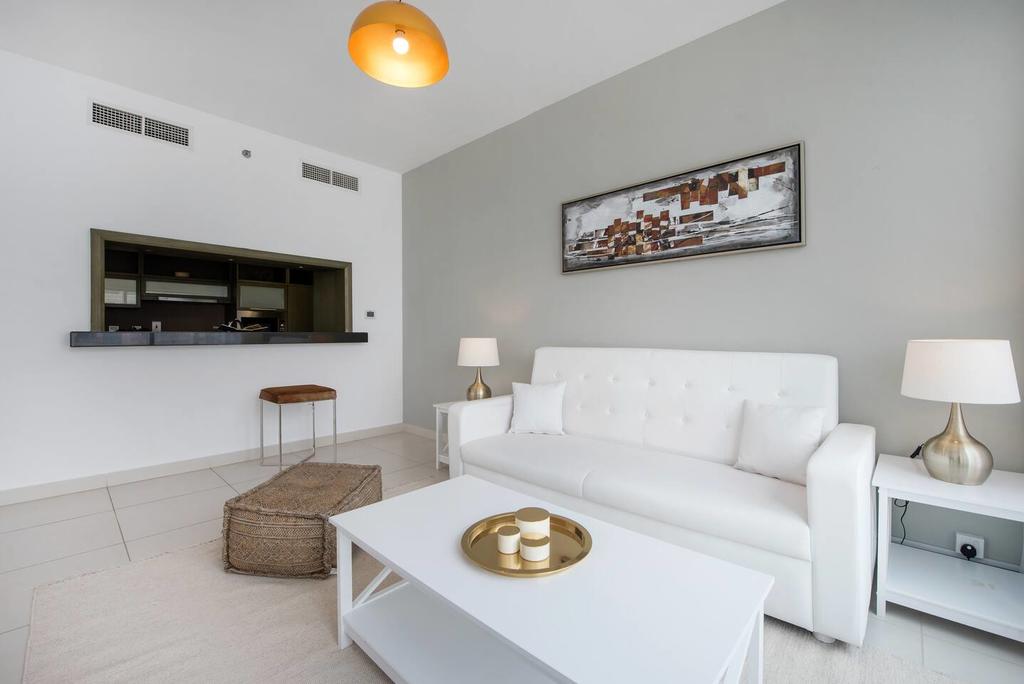 Loft Central Stylish 2BR Near Burj Khalifa Downtown Dubai - thumb 3