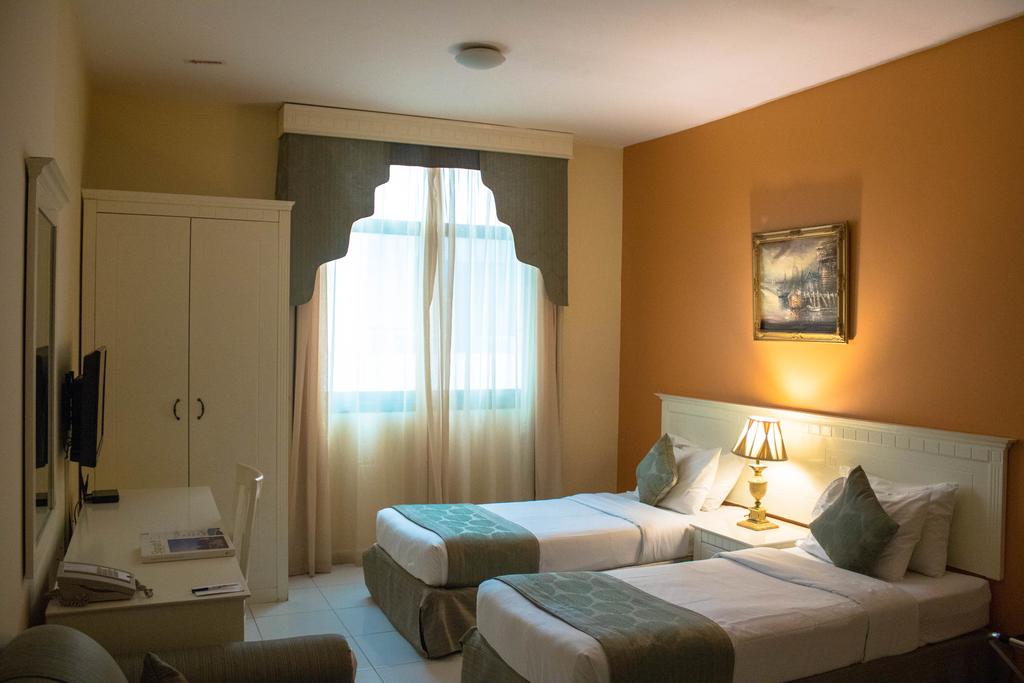 Al Maha Regency Hotel Suites - thumb 7