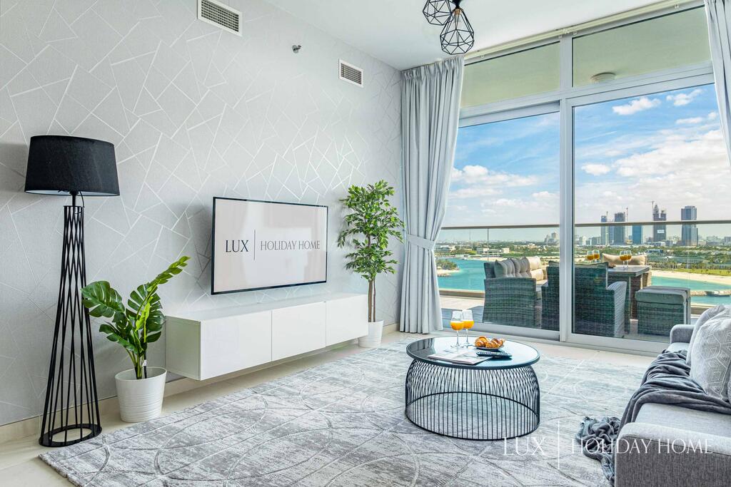 LUX - Opulent Island Suite Burj Khalifa View 2 - thumb 3