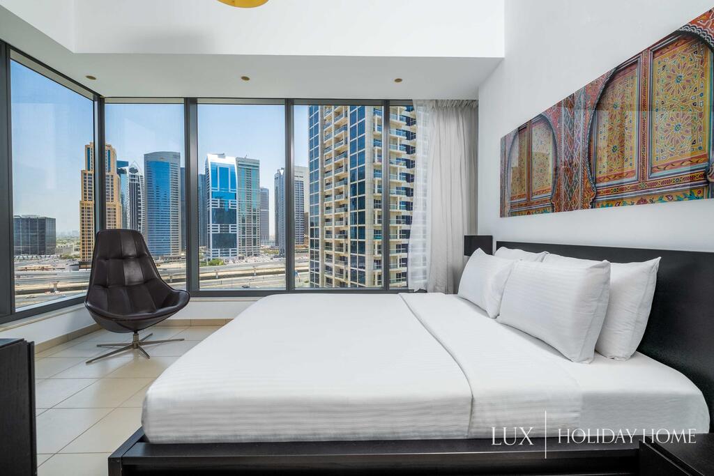 LUX - The Modern Dubai Marina Suite 2 - thumb 2