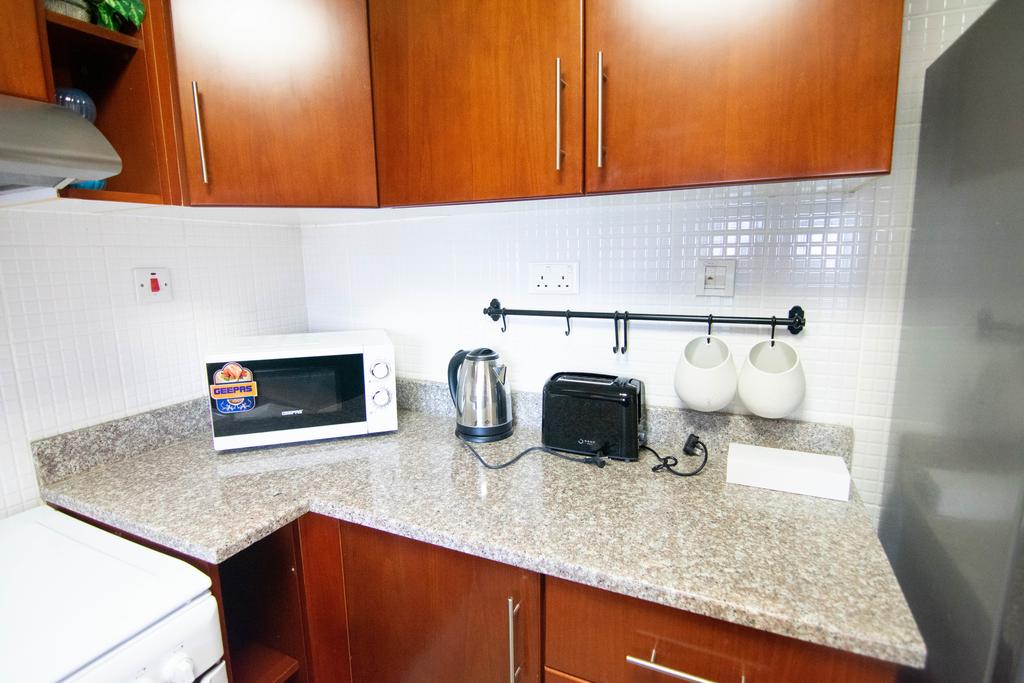 Lux BNB Jumeirah Lake Towers - thumb 9