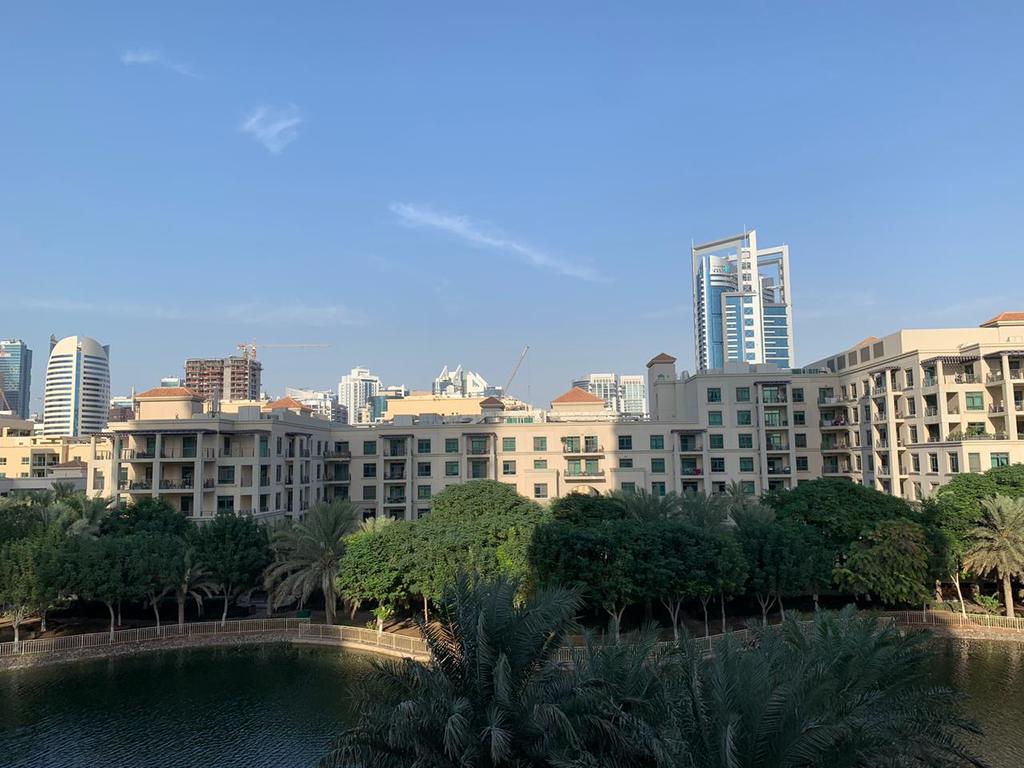 Luxurious 1 Bedroom With Lake View In The Greens - thumb 2